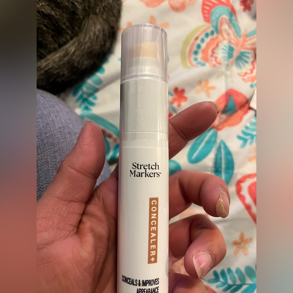 JBH* New! Stretch Markers Concealer + in Dark - Picture 4 of 6